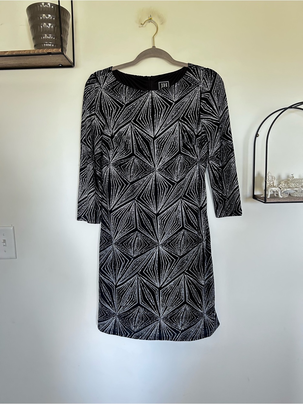 JH Evenings Black & Silver Glitter Geometric 3/4 Sleeve Mini Dress Size 6